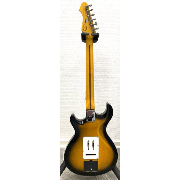 (BRUGT) Line6 Variax MODELING GUITAR Sunburst